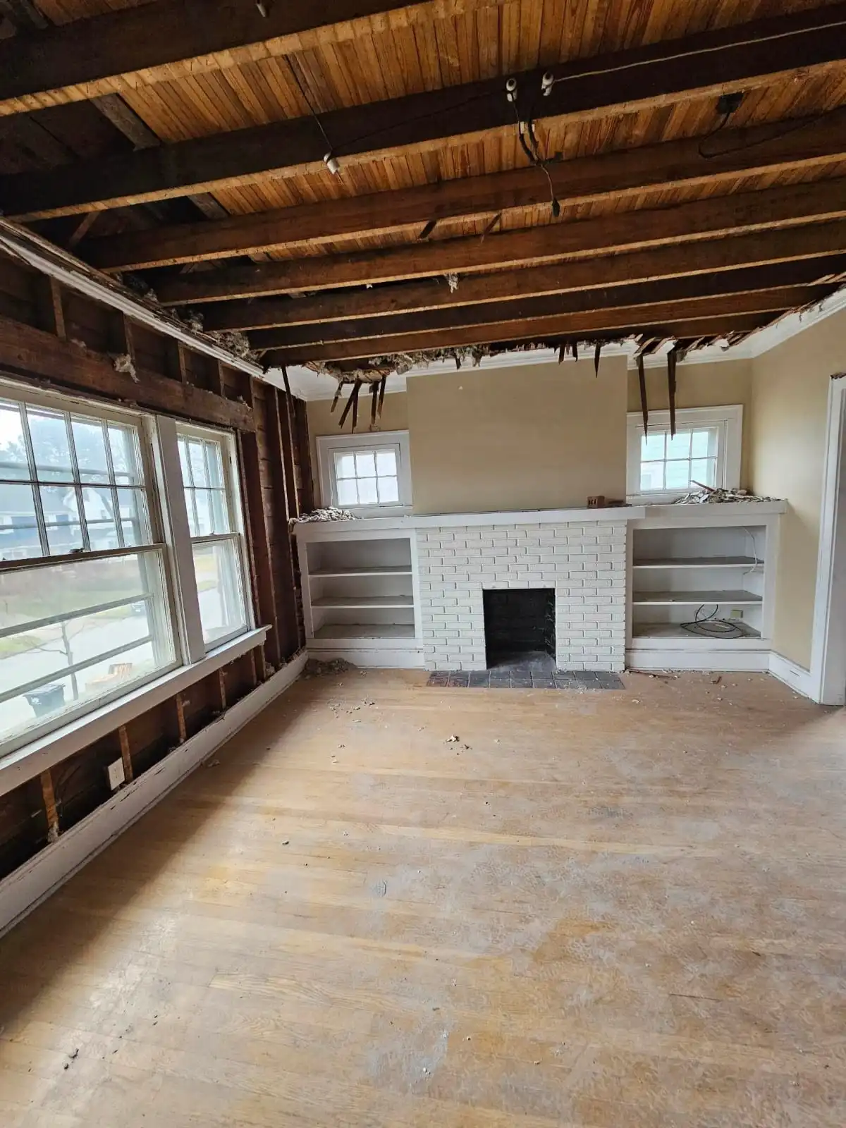 sell fire damaged house as is Idaho (2)